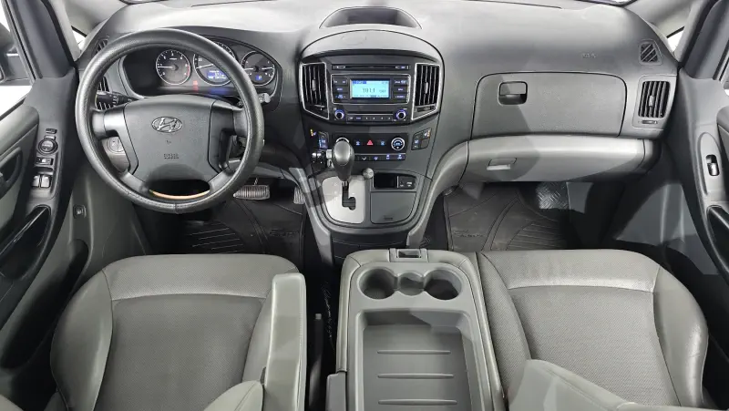 Hyundai Grand Starex