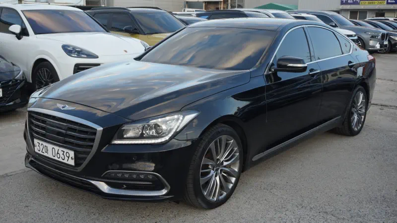 Hyundai Genesis