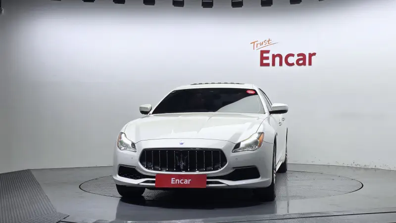Maserati Quattroporte