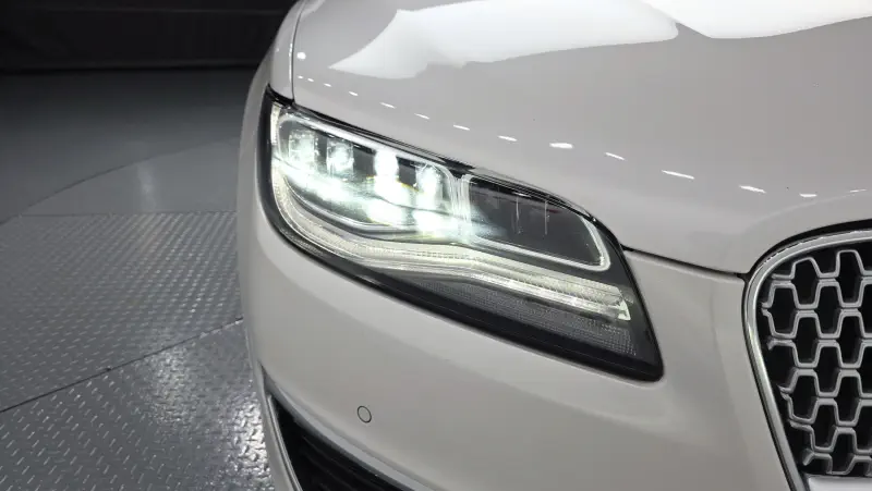 Lincoln Mkz