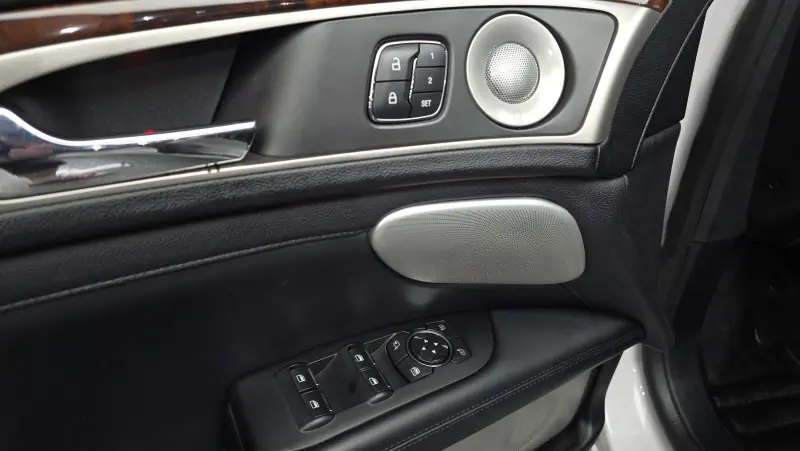 Lincoln Mkz