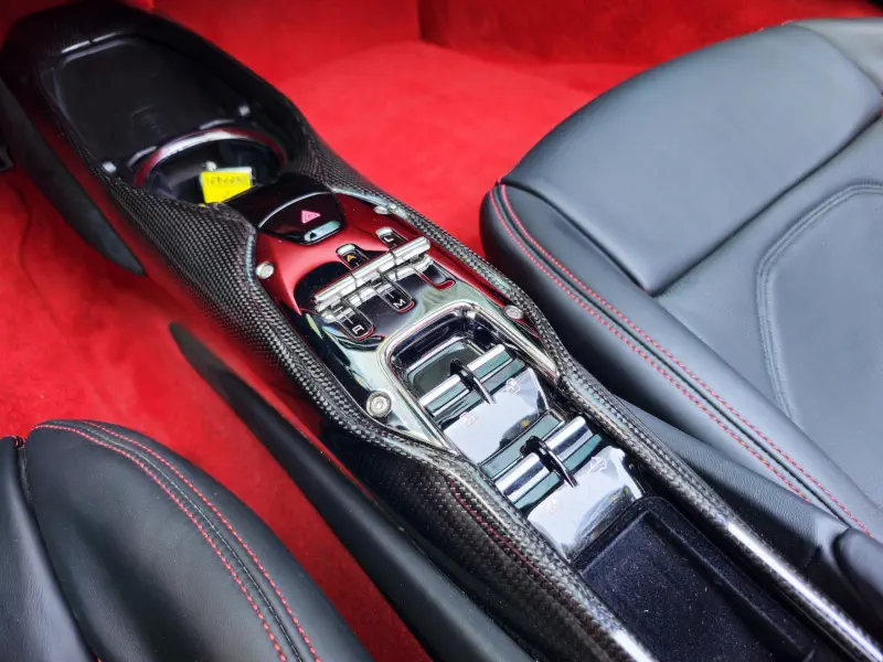 Ferrari 296