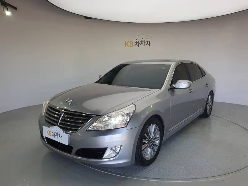 Hyundai Equus
