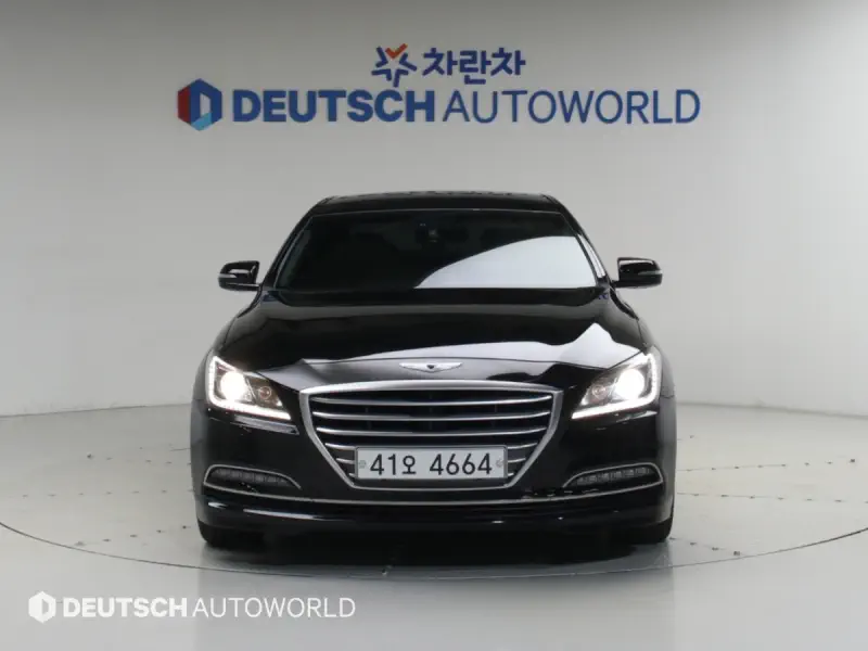 Hyundai Genesis