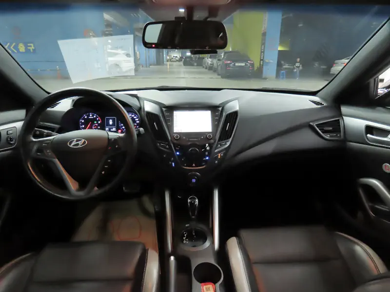 Hyundai Veloster