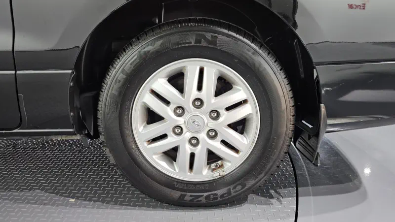 Hyundai Grand Starex