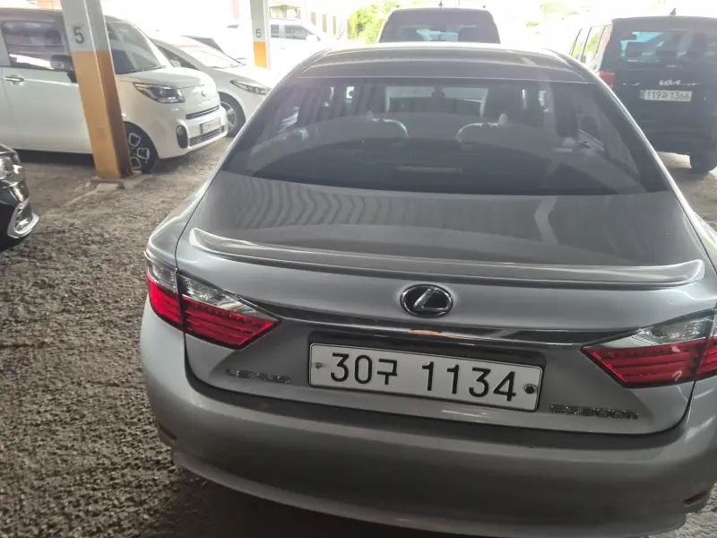 Lexus ES300h