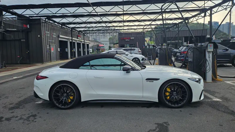 Mercedes-Benz SL-Class