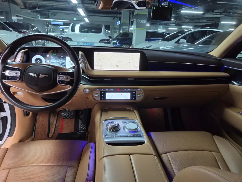 Genesis G90