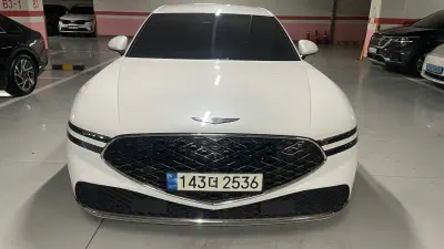 Genesis G90