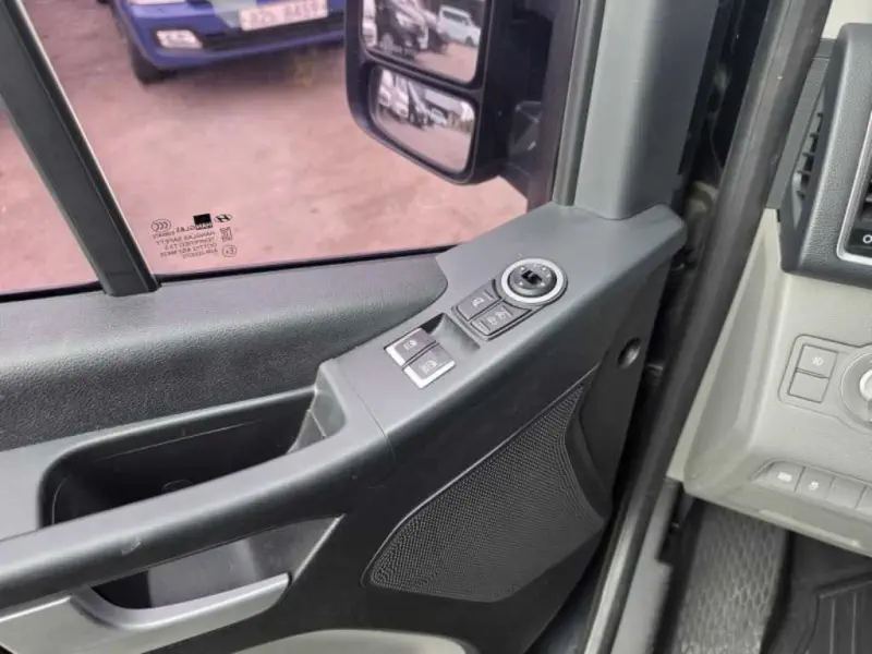 Hyundai H1