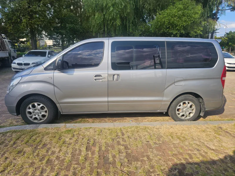 Hyundai Grand Starex