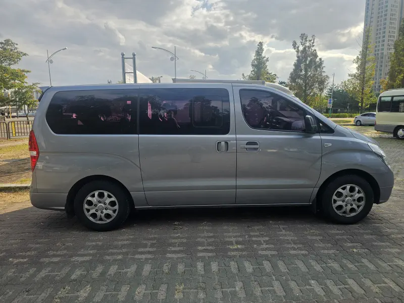 Hyundai Grand Starex