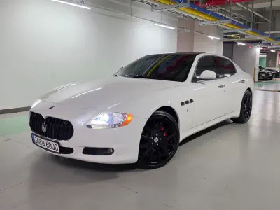 Maserati Quattroporte