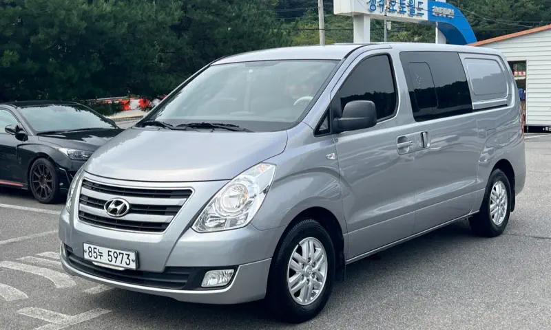 Hyundai Grand Starex