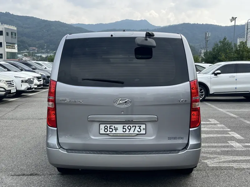 Hyundai Grand Starex