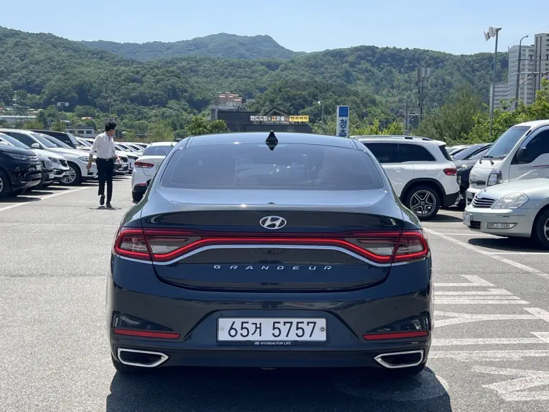 Hyundai Grandeur