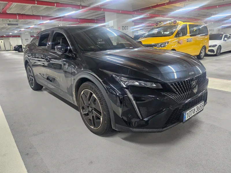 Peugeot 408