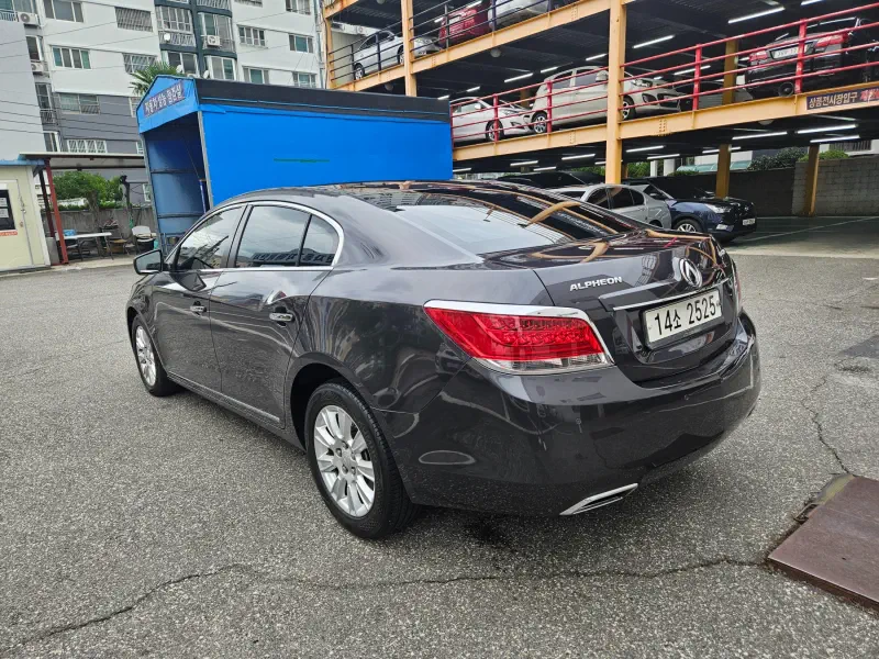 Chevrolet (GM Daewoo) Alpheon