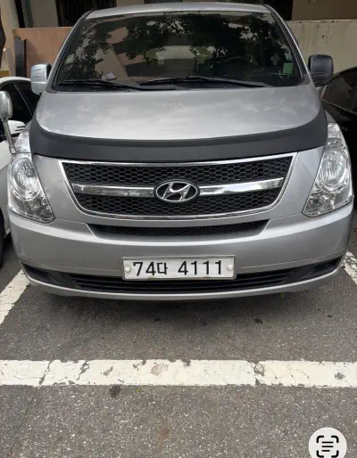 Hyundai Grand Starex