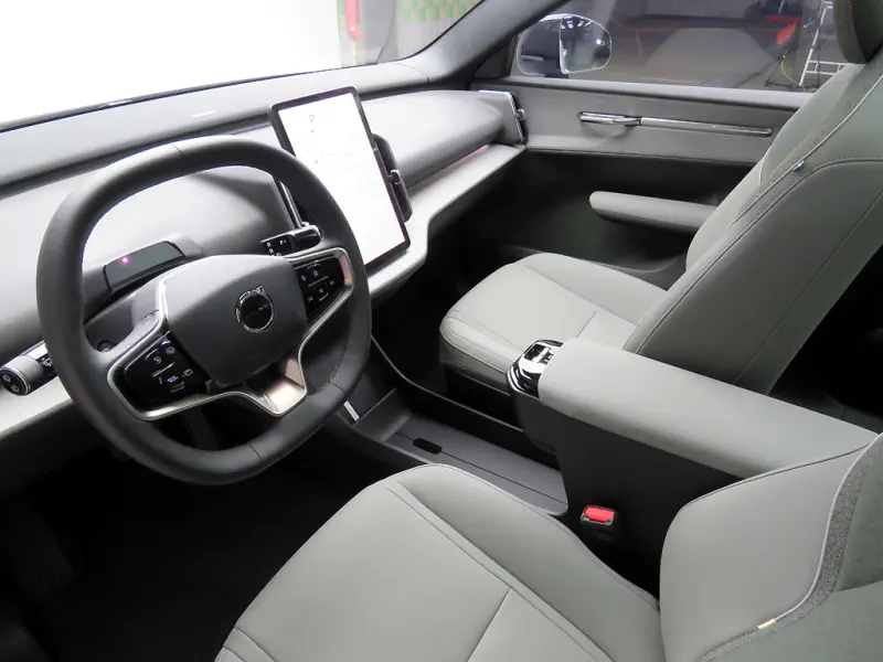 Volvo EX30