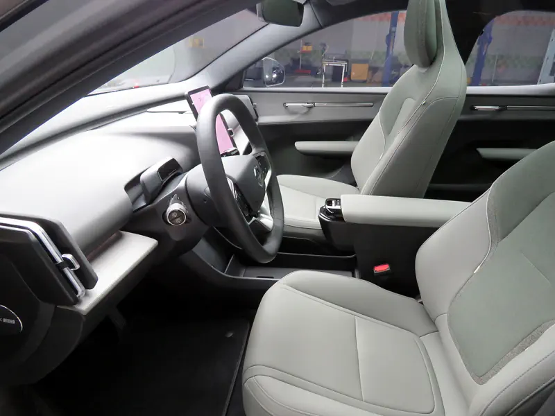 Volvo EX30