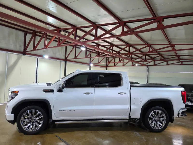 GMC SIERRA