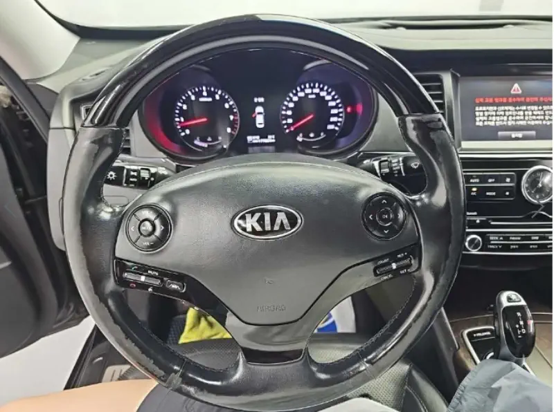 Kia K9