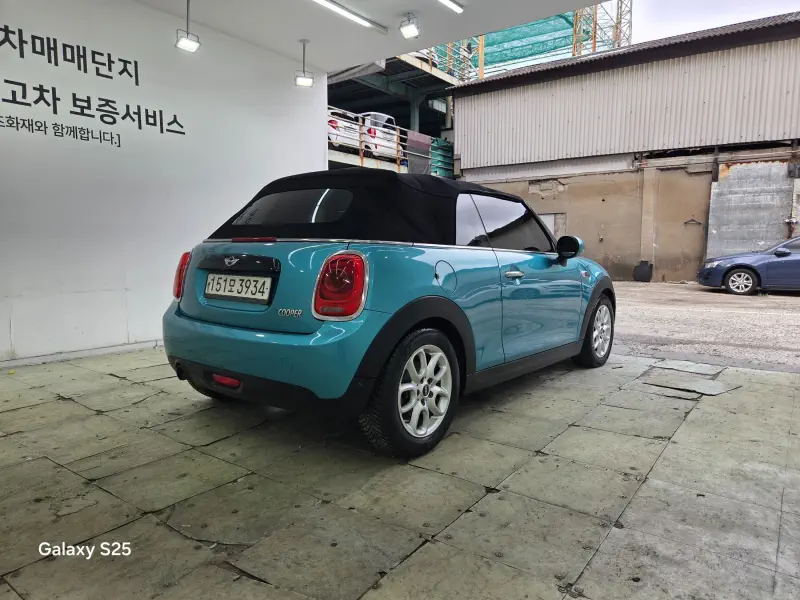 MINI Cabrio