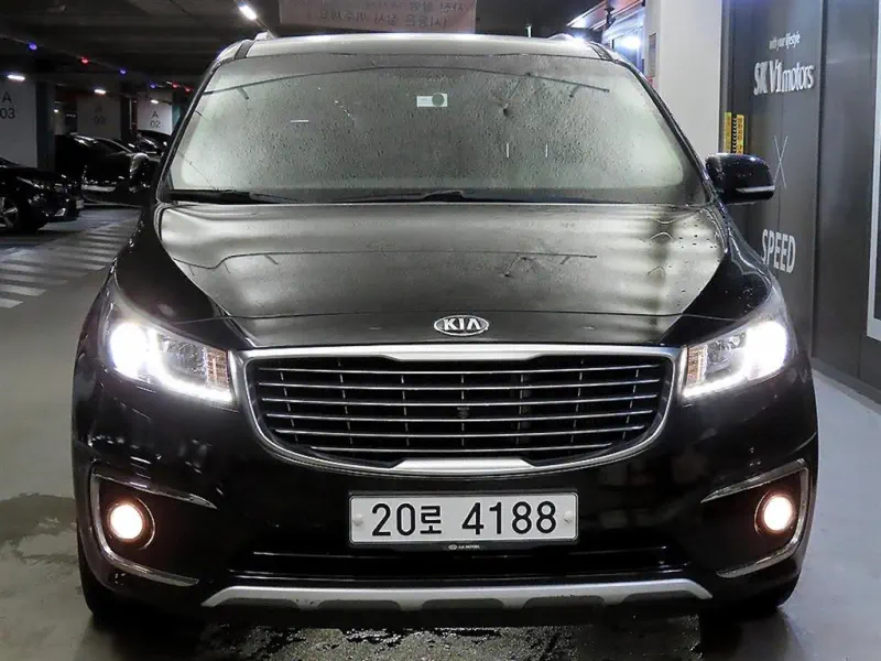 Kia Carnival