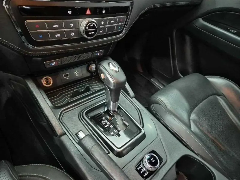 SsangYong Rexton Sports Khan
