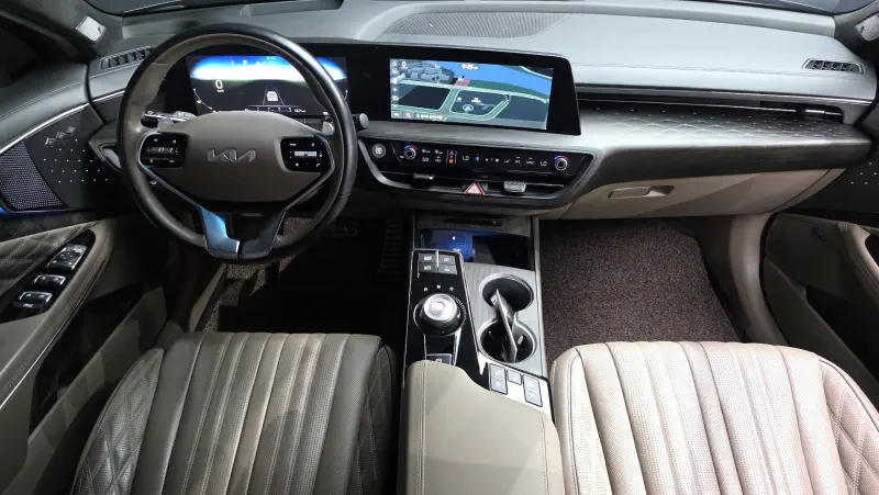 Kia K8