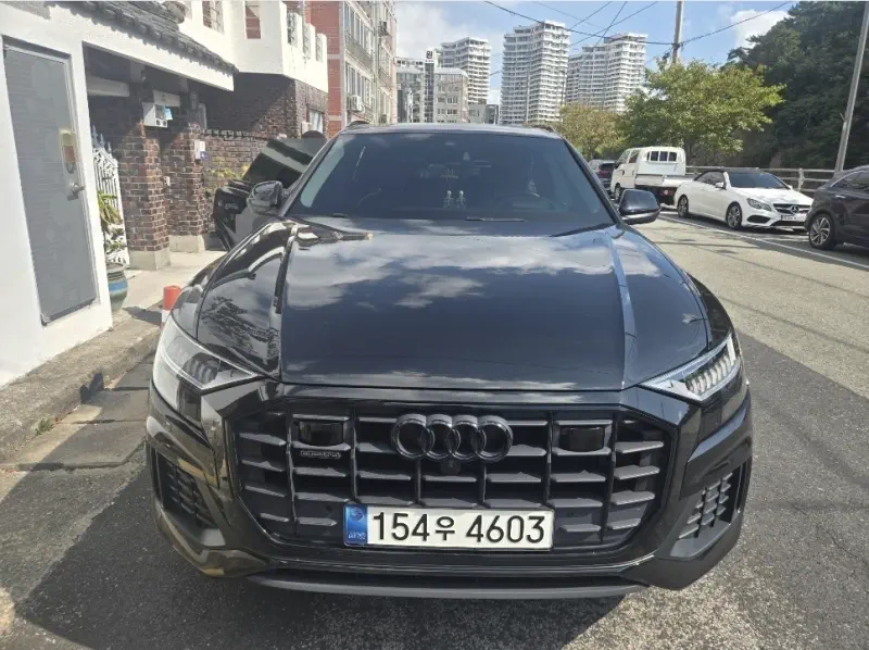 Audi Q8