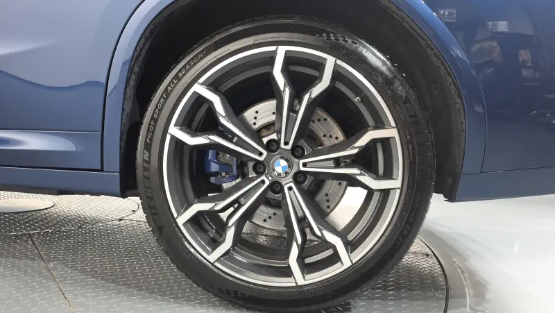 BMW X4M