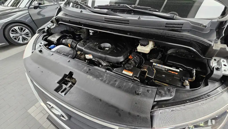 Hyundai Grand Starex