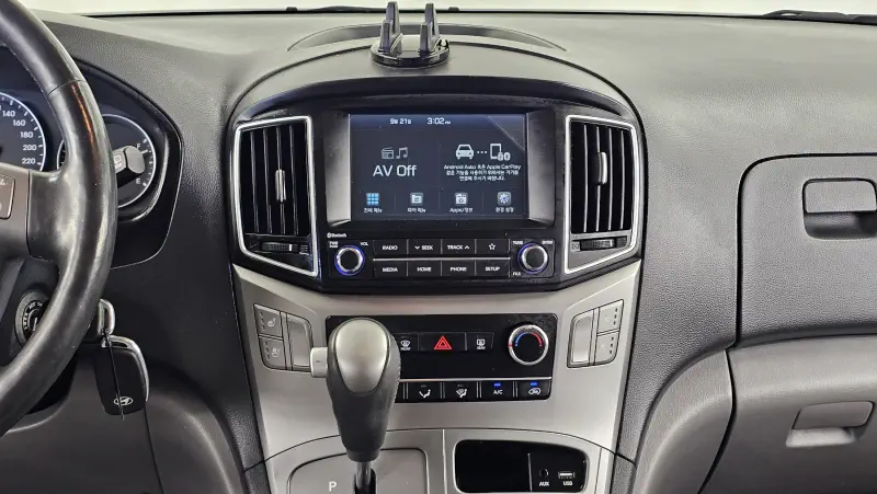 Hyundai Grand Starex