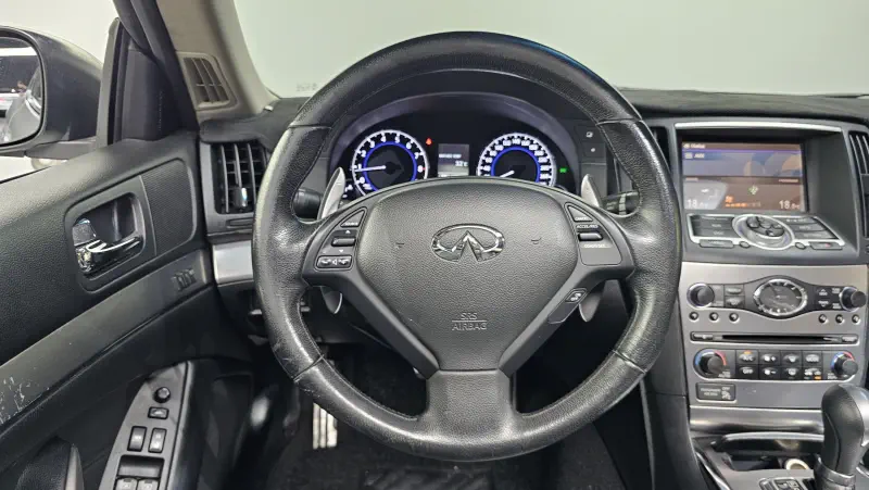 Infiniti G37