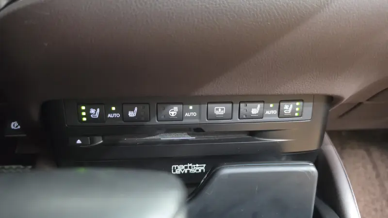 Lexus ES300h