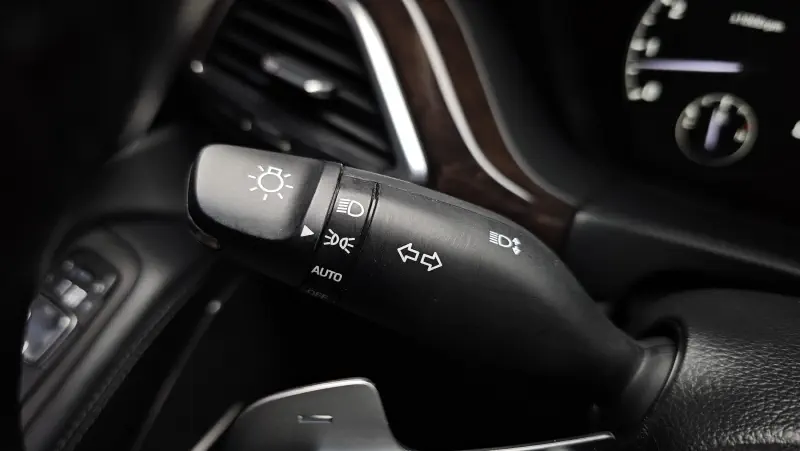 Genesis EQ900
