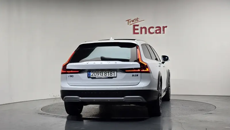 Volvo V90