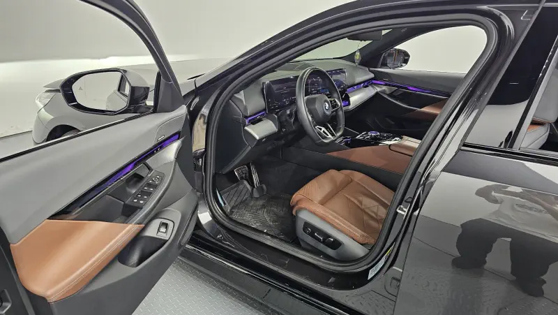 BMW i5