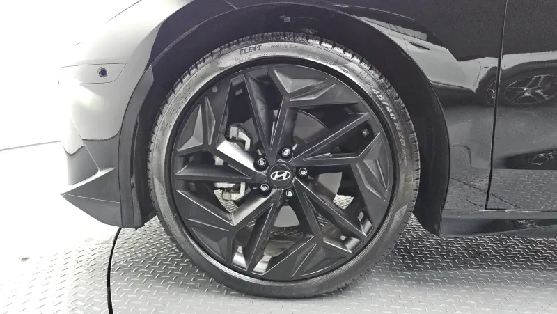 Hyundai Ioniq 6