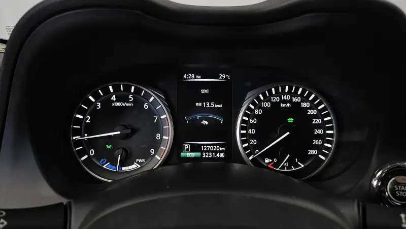 Infiniti Q50