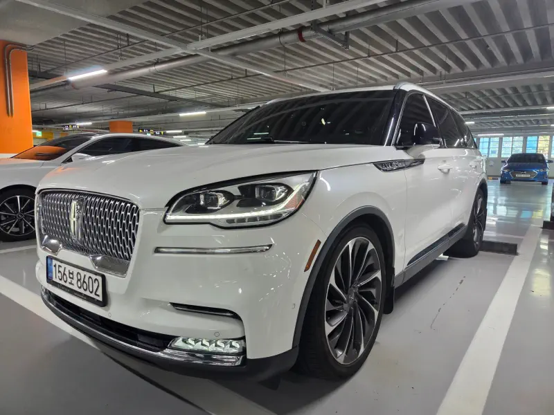 Lincoln Aviator