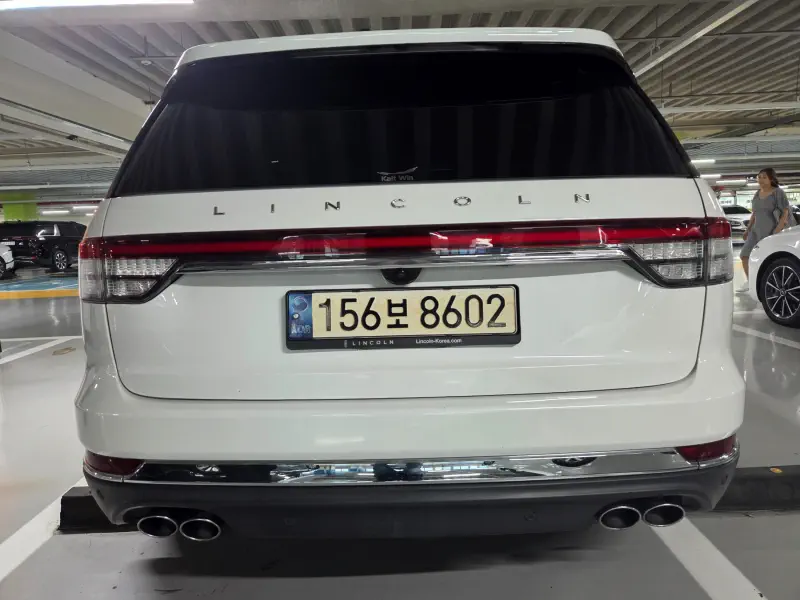 Lincoln Aviator