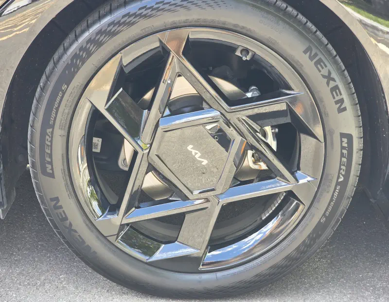 Kia EV4