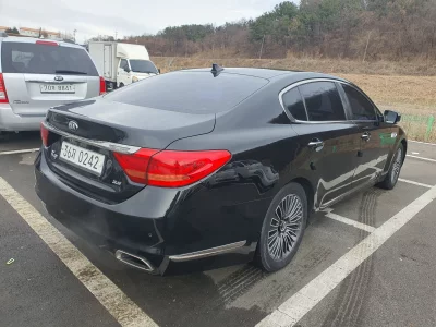 Kia K9