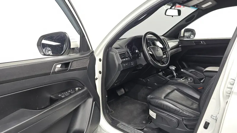 SsangYong Rexton Sports