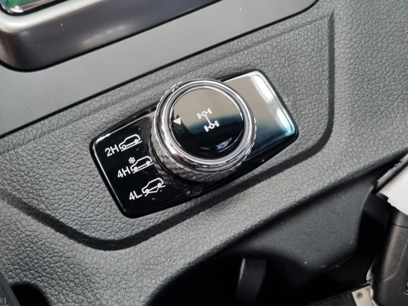 SsangYong Rexton Sports