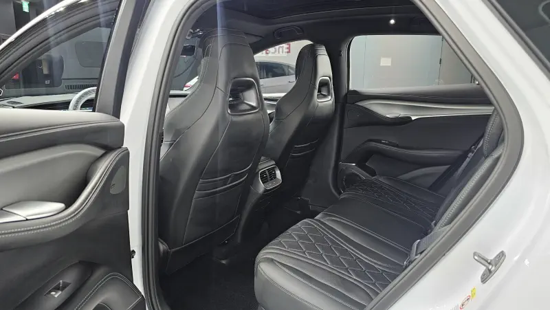 BYD Sealion 7